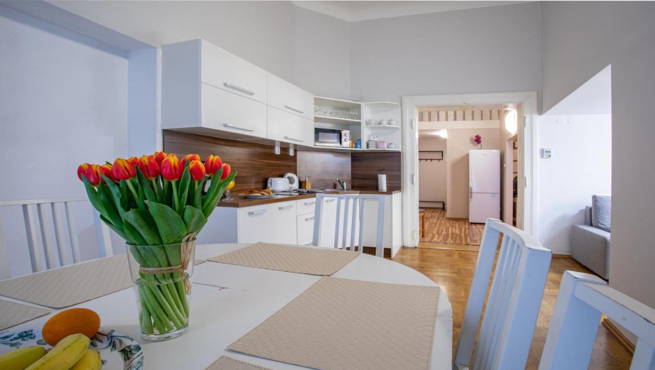 Michalska Apartment Praga Esterno foto