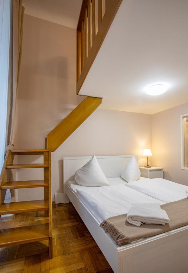 Michalska Apartment Praga Esterno foto